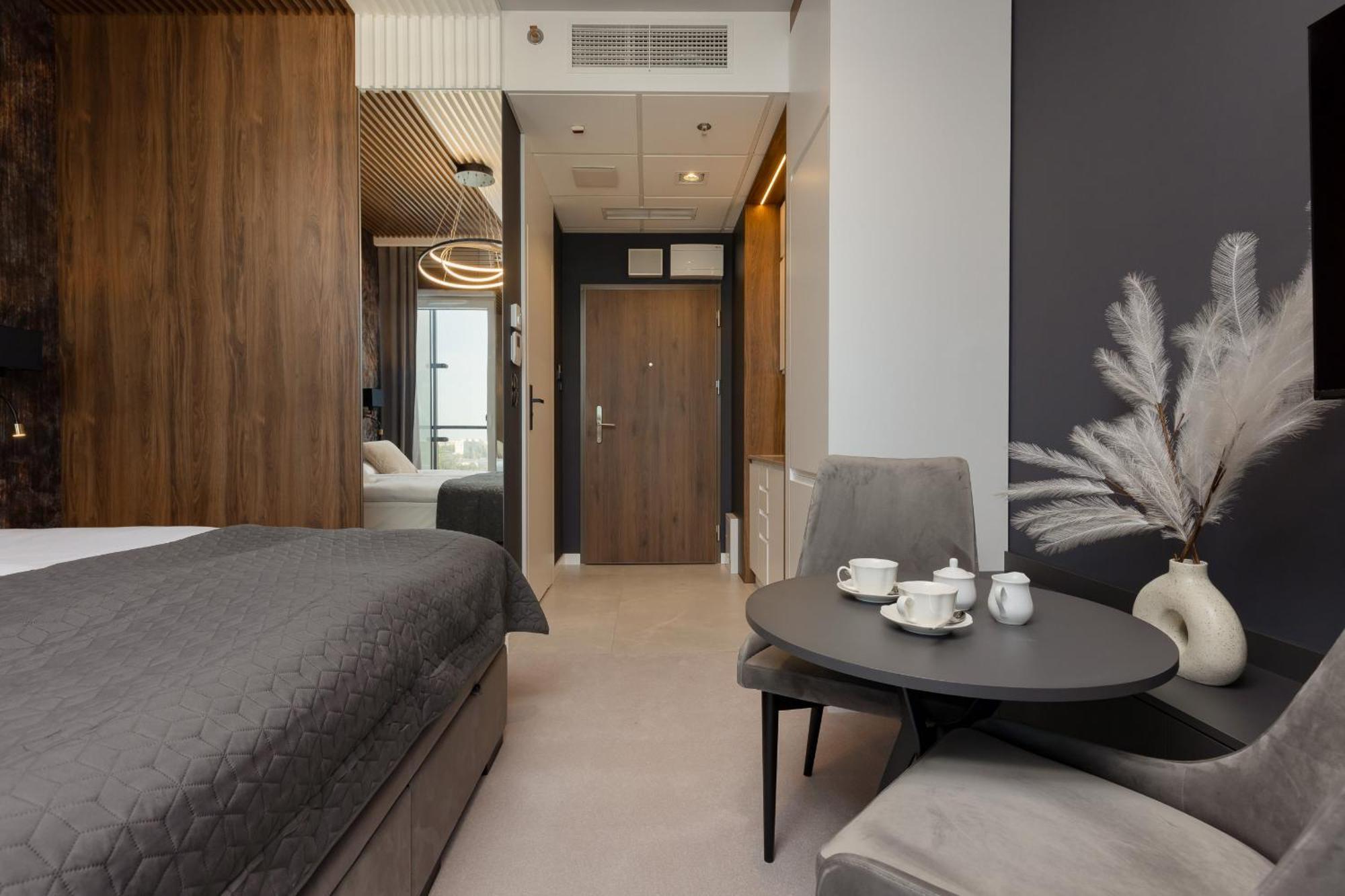 Exceptional Business Apartments By Noclegi Renters Warszawa Exteriör bild